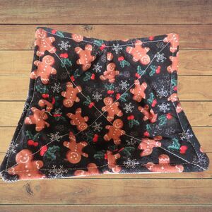 Microwave Bowl Cozy, Reversible Gingerbread Men and Black and White Check